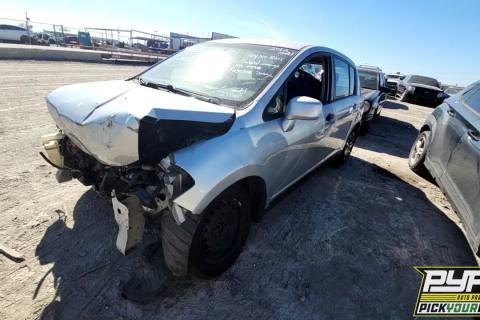Photo of 2012 Nissan Versa