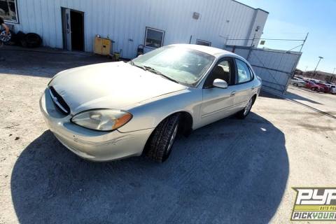 Photo of 2003 Ford Taurus