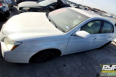 Photo of 2005 Toyota Avalon