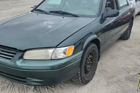 Photo of 1999 Toyota Camry
