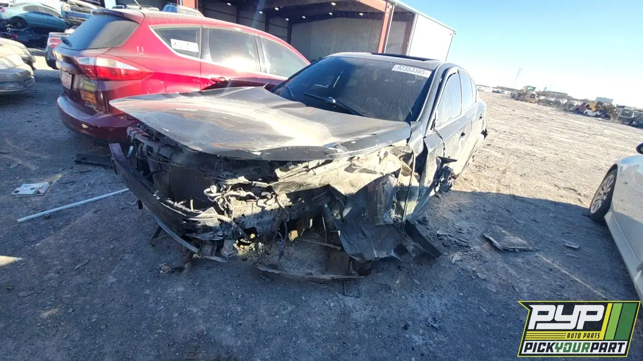 Photo of 2015 Infiniti Q50