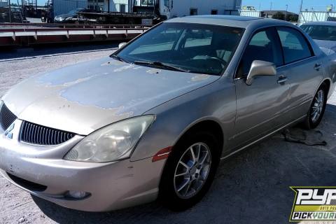 Photo of 2004 Mitsubishi Diamante