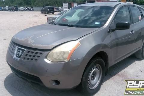 Photo of 2010 Nissan Rogue