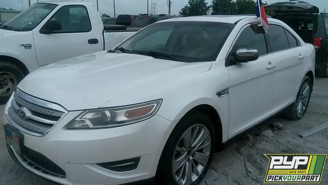 Photo of 2010 Ford Taurus