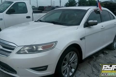 Photo of 2010 Ford Taurus
