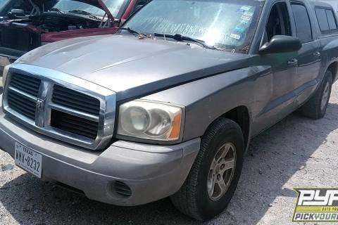 Photo of 2005 Dodge Dakota