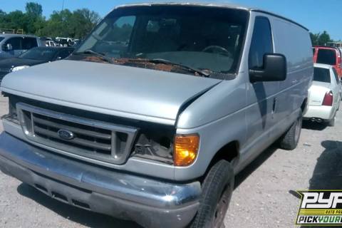 Photo of 2007 Ford E-250