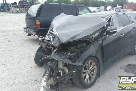 Photo of 2013 Hyundai Genesis