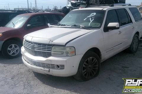 Photo of 2008 Lincoln Navigator