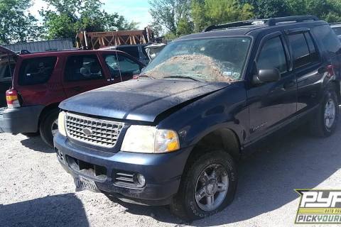 Photo of 2005 Ford Explorer