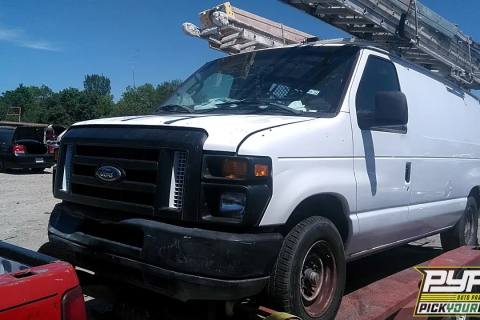 Photo of 2011 Ford E-150
