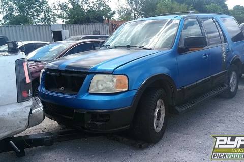 Photo of 2003 Ford Expedition