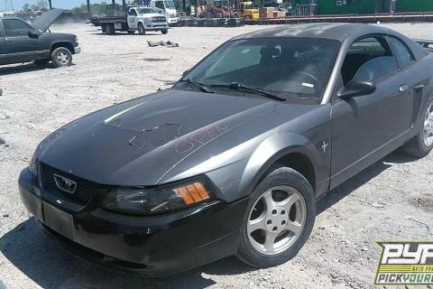 Photo of 2003 Ford Mustang