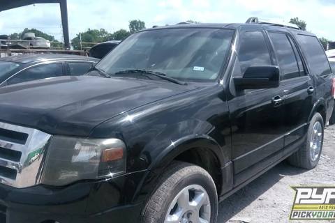 Photo of 2013 Ford Expedition