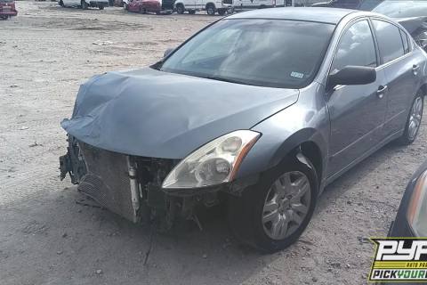 Photo of 2010 Nissan Altima