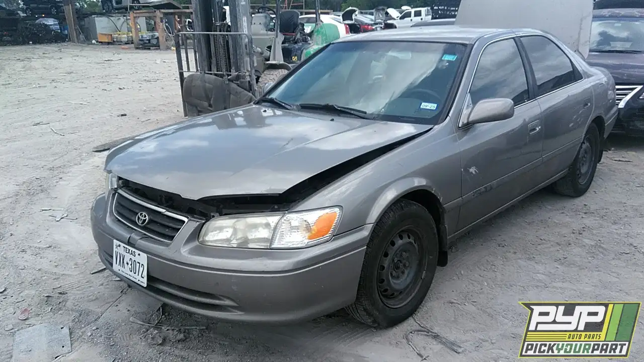 Photo of 2000 Toyota Camry