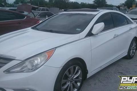 Photo of 2012 Hyundai Sonata
