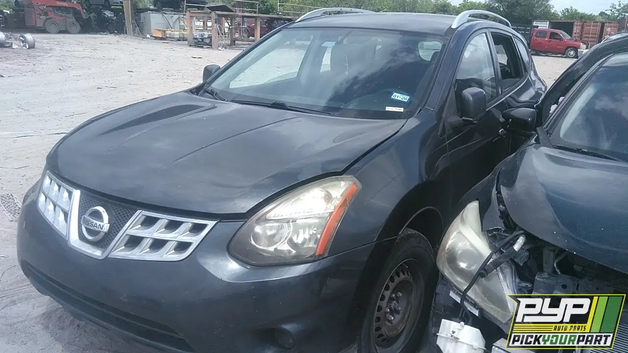 Photo of 2015 Nissan Rogue Select