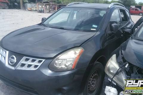 Photo of 2015 Nissan Rogue Select