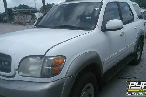 Photo of 2003 Toyota Sequoia