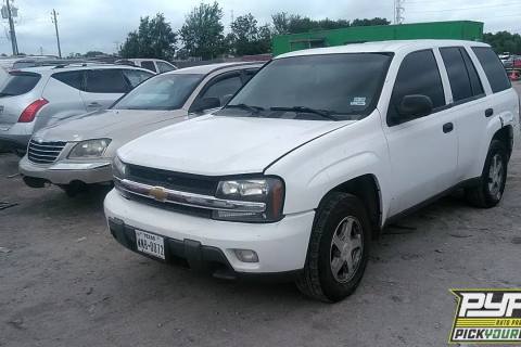 Photo of 2004 Chevrolet Trailblazer