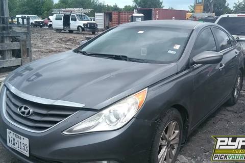 Photo of 2013 Hyundai Sonata