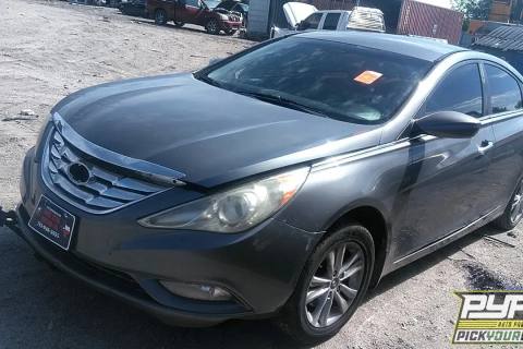 Photo of 2011 Hyundai Sonata
