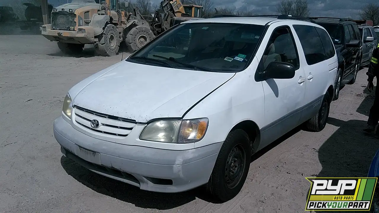 Photo of 2002 Toyota Sienna