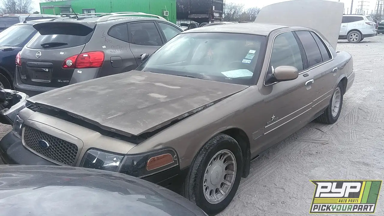 Photo of 2002 Ford Crown Victoria