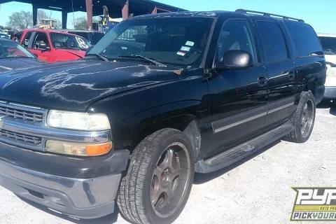 Photo of 2004 Chevrolet Suburban 1500