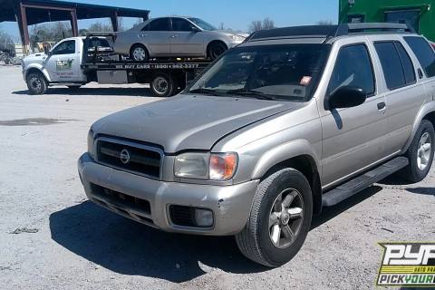 Photo of 2003 Nissan Pathfinder