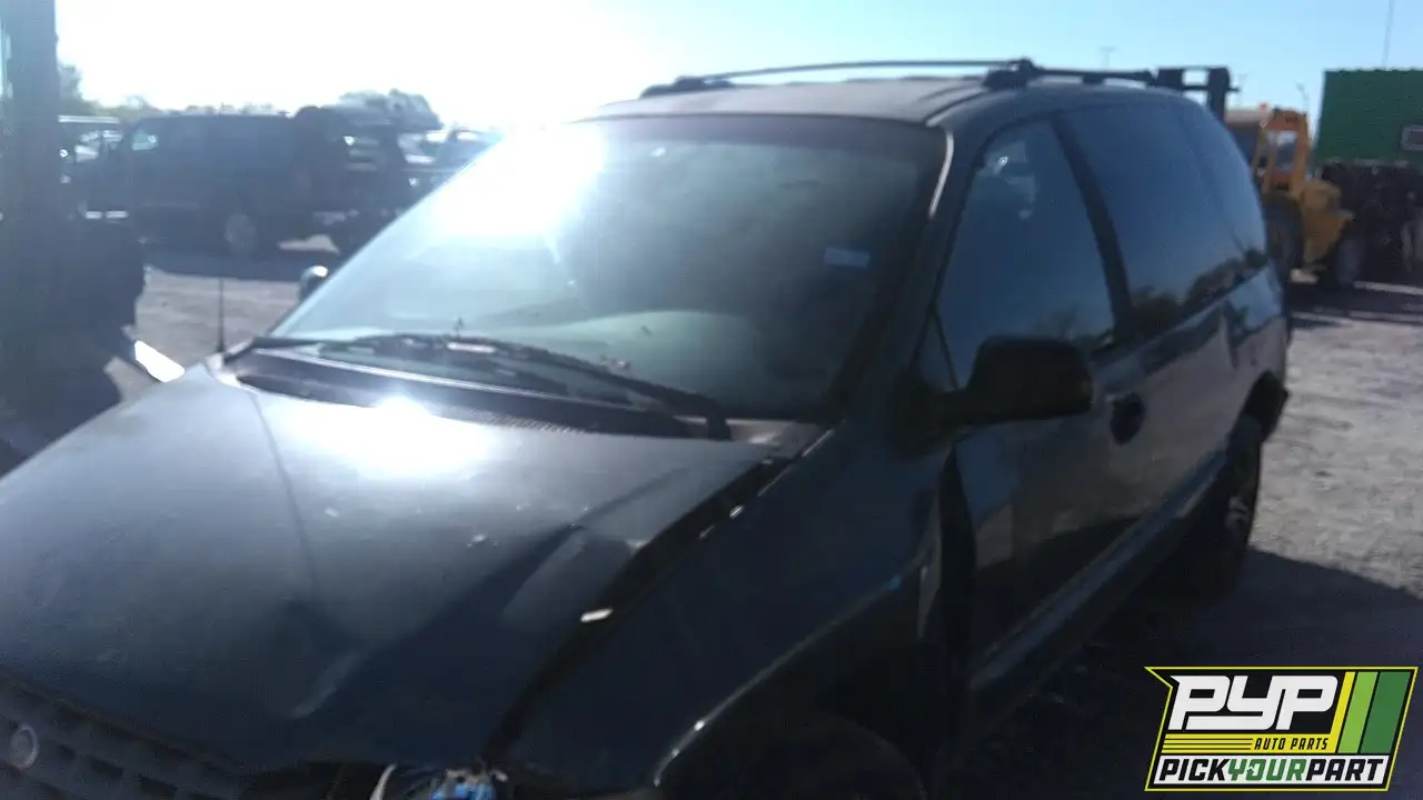 Photo of 2000 Chrysler Voyager