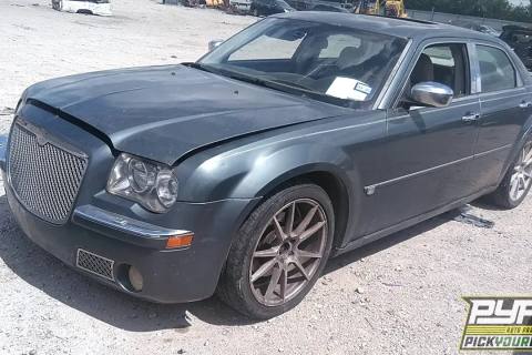 Photo of 2005 Chrysler 300