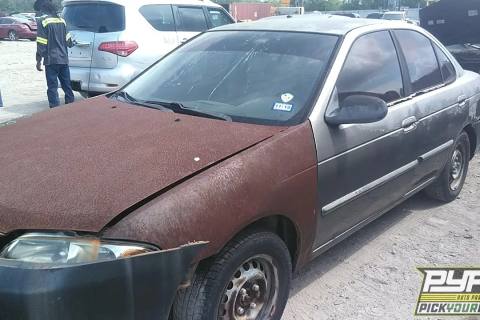 Photo of 2001 Nissan Sentra