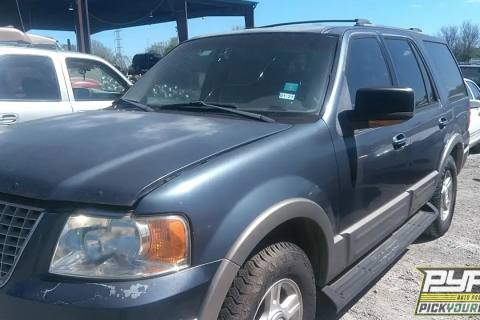 Photo of 2003 Ford Expedition