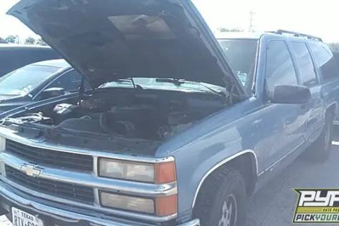 Photo of 1994 Chevrolet C1500 Suburban