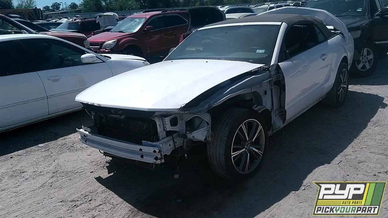 Photo of 2005 Ford Mustang