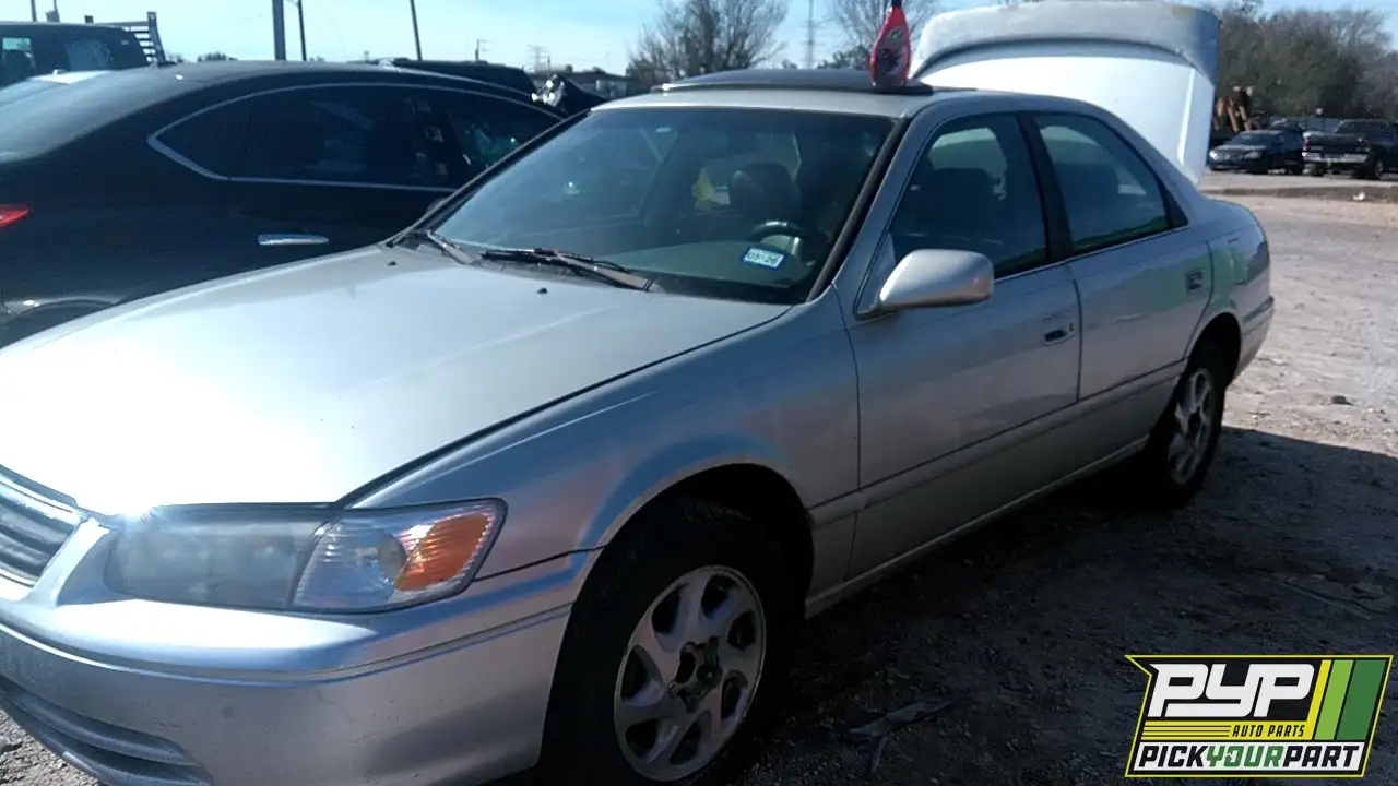 Photo of 2000 Toyota Camry