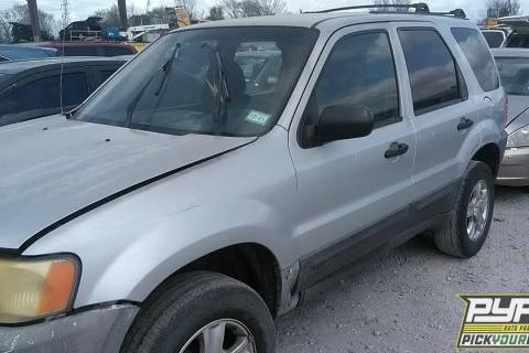 Photo of 2003 Ford Escape