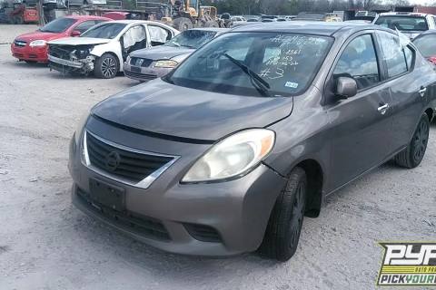 Photo of 2012 Nissan Versa