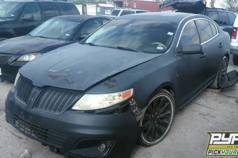 Photo of 2011 Lincoln Mks