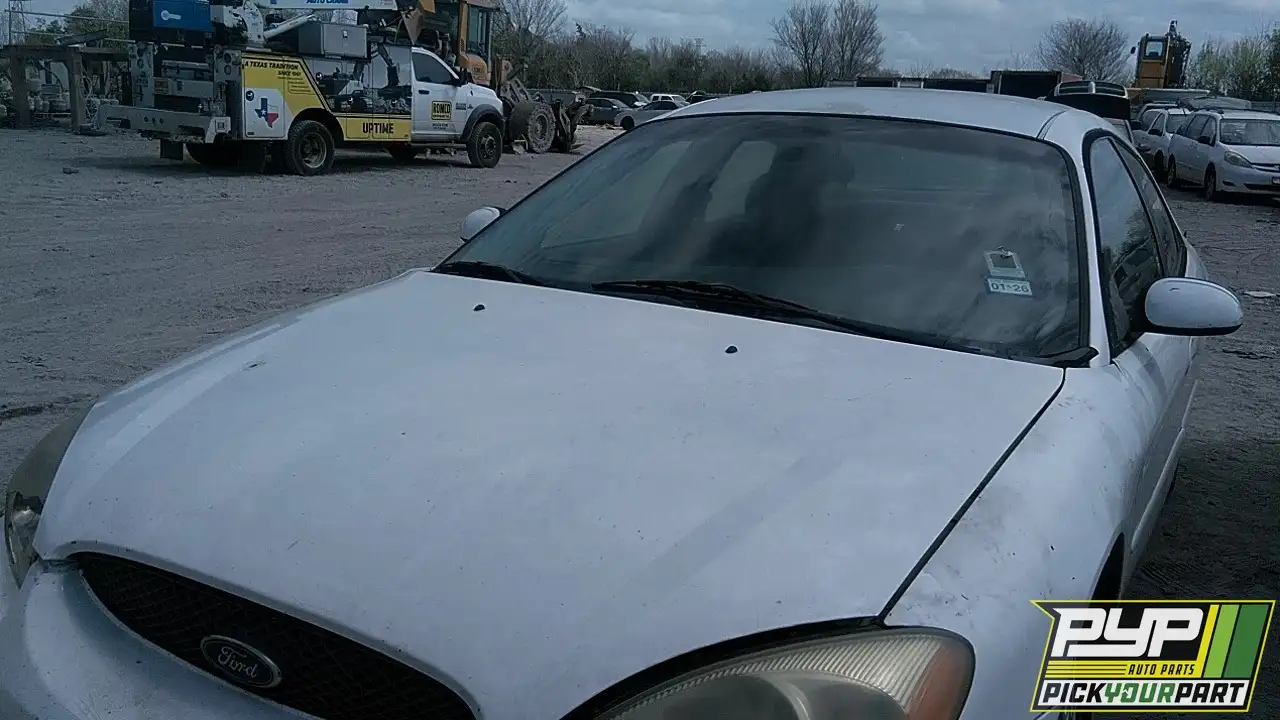 Photo of 2005 Ford Taurus