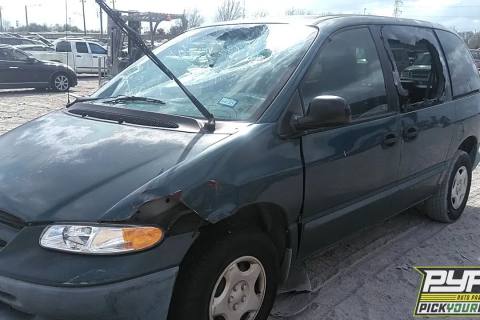 Photo of 2000 Dodge Caravan