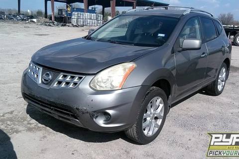 Photo of 2010 Nissan Rogue