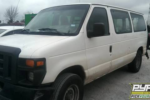 Photo of 2014 Ford E-150