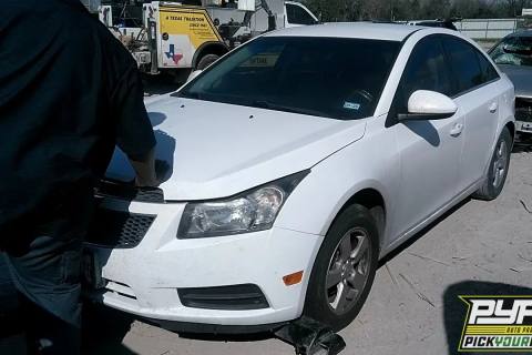 Photo of 2013 Chevrolet Cruze