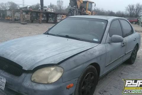 Photo of 2001 Hyundai Sonata