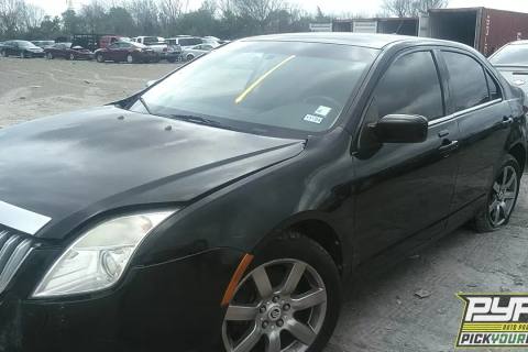 Photo of 2010 Mercury Milan