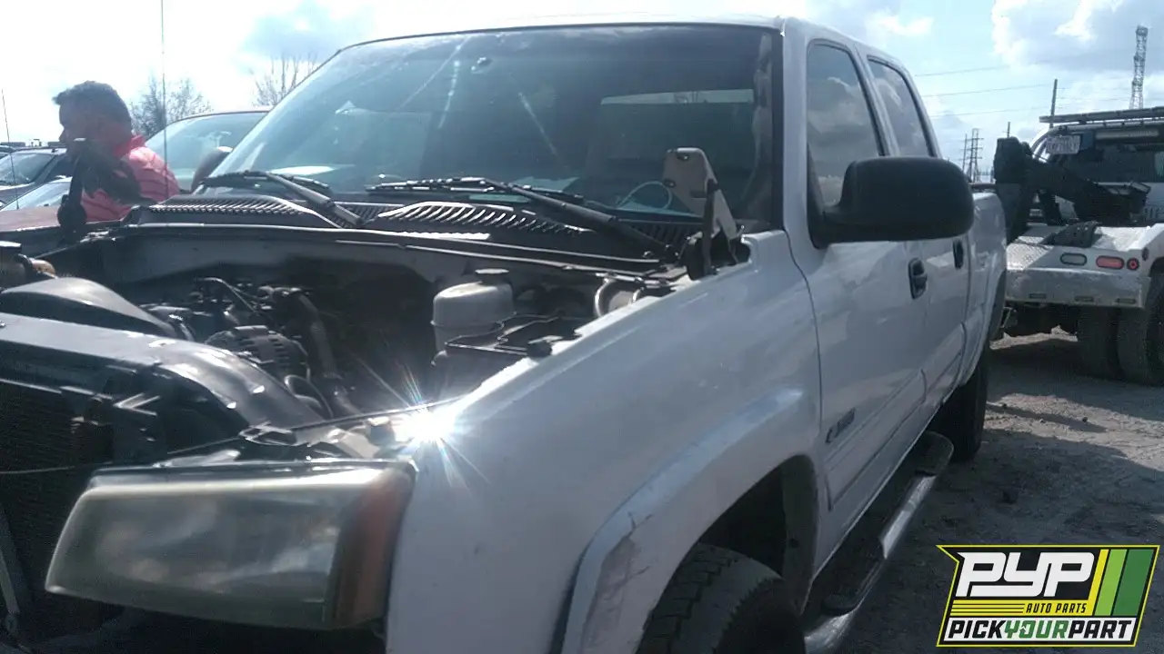 Photo of 2004 Chevrolet Silverado 2500