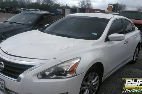 Photo of 2015 Nissan Altima